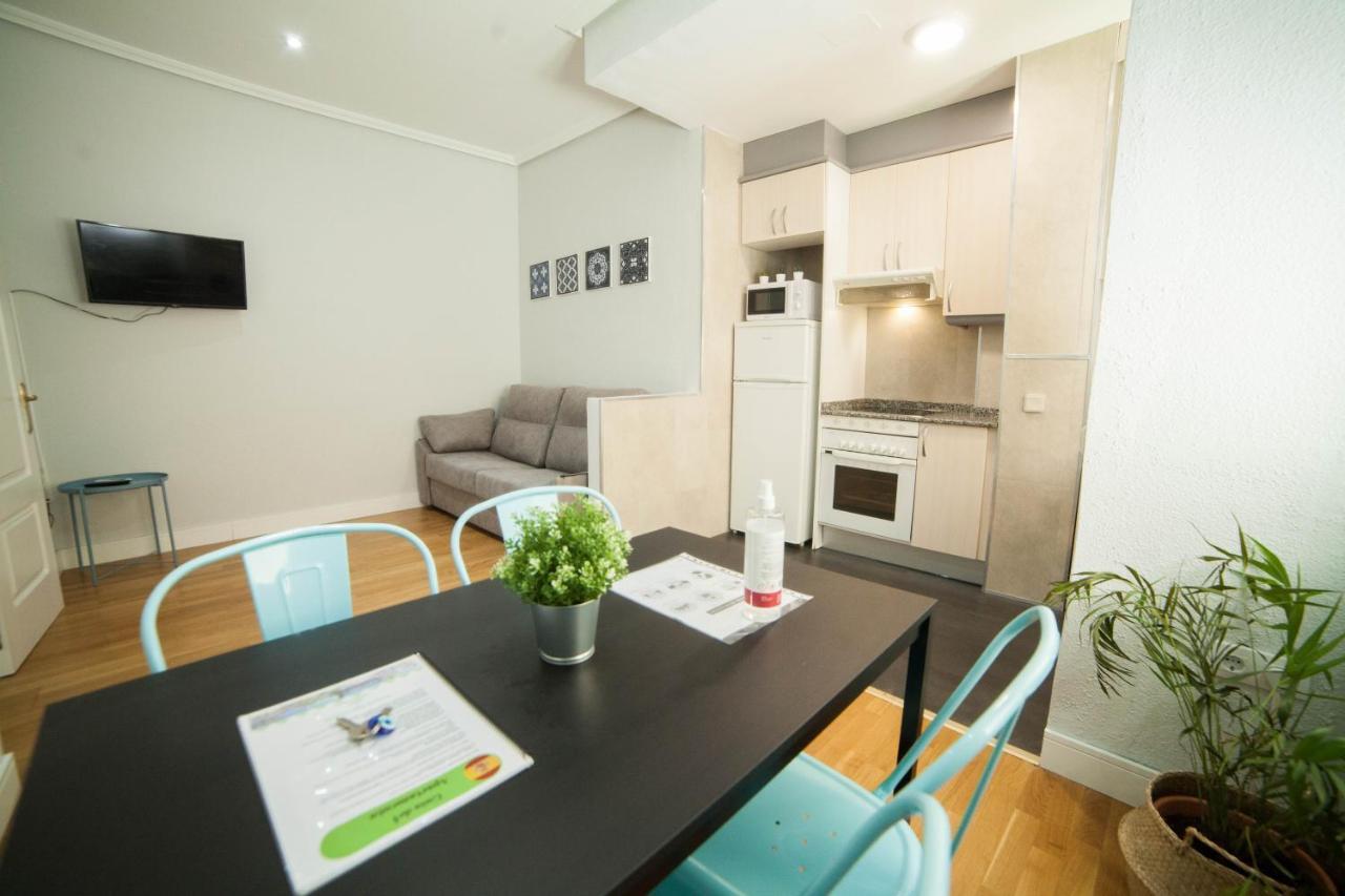 Apartments Madrid Principe Exterior photo