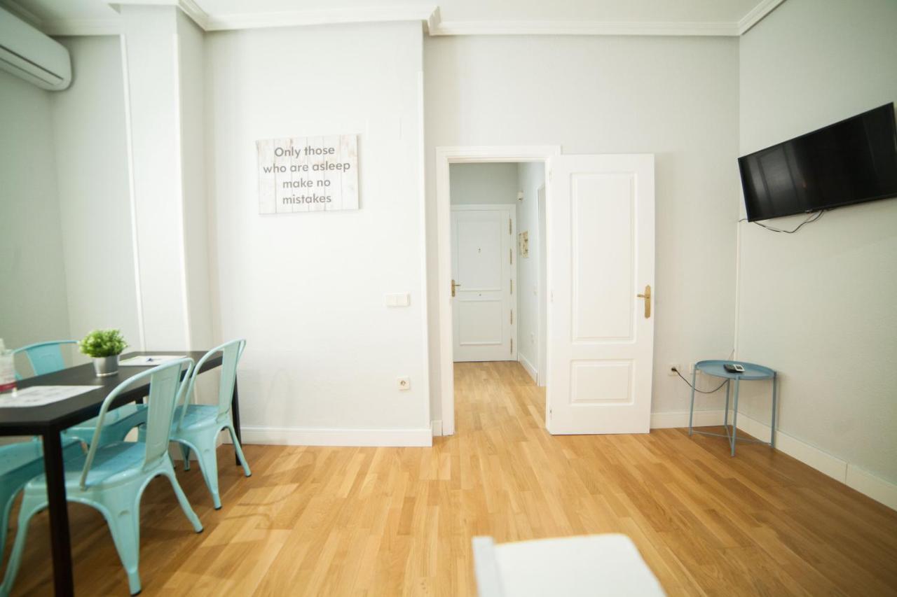 Apartments Madrid Principe Exterior photo