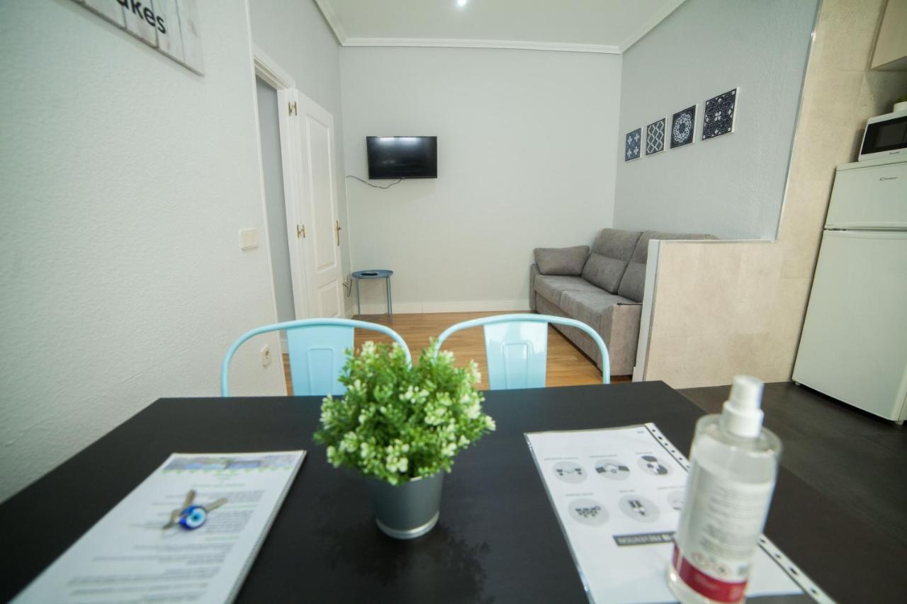 Apartments Madrid Principe Exterior photo